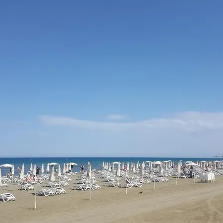 Ithaki Phinikoudes No. 102 * Larnaca