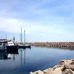 아파트 Ithaki Phinikoudes No. 102 *