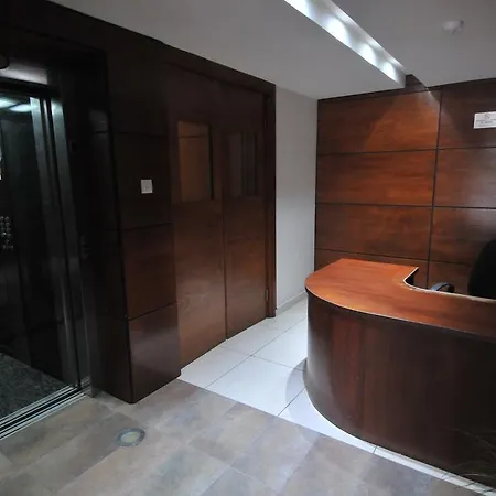 Ithaki Phinikoudes No. 102 Apartament