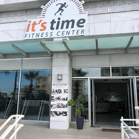 Apartament Ithaki Phinikoudes No. 102 *