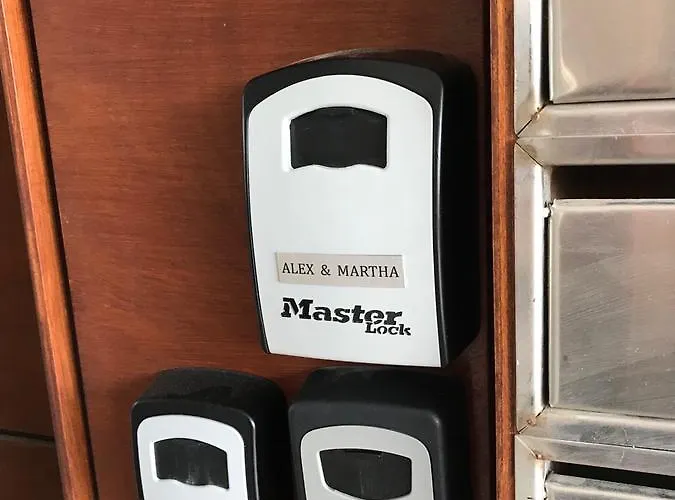 Ithaki Phinikoudes No. 102 Appartamento Larnaca