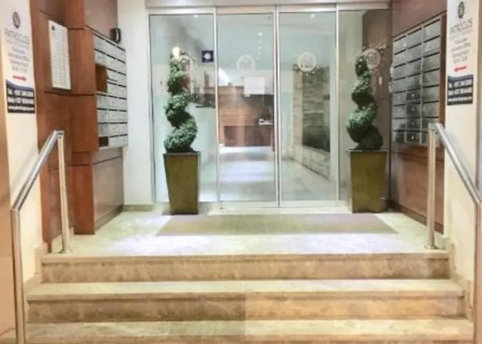 Apartamento Ithaki Phinikoudes No. 102 Lárnaca