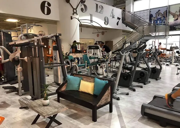 Ithaki Phinikoudes No. 102 Lägenhet Larnaca